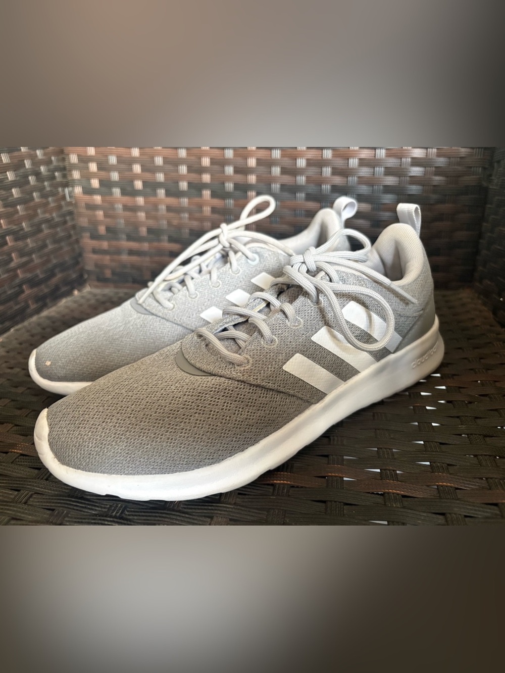 Adidas women’s 8.5  cloudfoam Gray/White Solid Low Top Lace-Up Athletic Sneakers